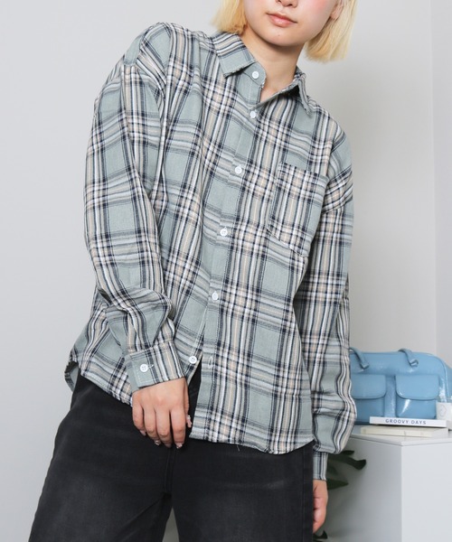 almo(アルモ)の「ペイルチェックシャツ(se)(シャツ/ブラウス・レディース・ベージュ/グリーン/レッド/サックスブルー/ブラック・FREE)」の1枚目の写真