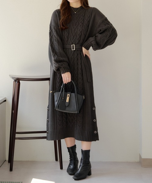 Another Branch olive des olive（アナザーブランチオリーブデオリーブ）の「【WEB限定】ケーブルニットワンピース（ワンピース・レディース・アイボリー/スミクロ/パープル/サックスブルー・FREE）」の2枚目の写真