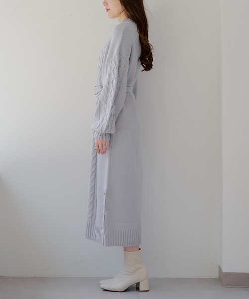 Another Branch olive des olive（アナザーブランチオリーブデオリーブ）の「【WEB限定】ケーブルニットワンピース（ワンピース・レディース・アイボリー/スミクロ/パープル/サックスブルー・FREE）」の6枚目の写真