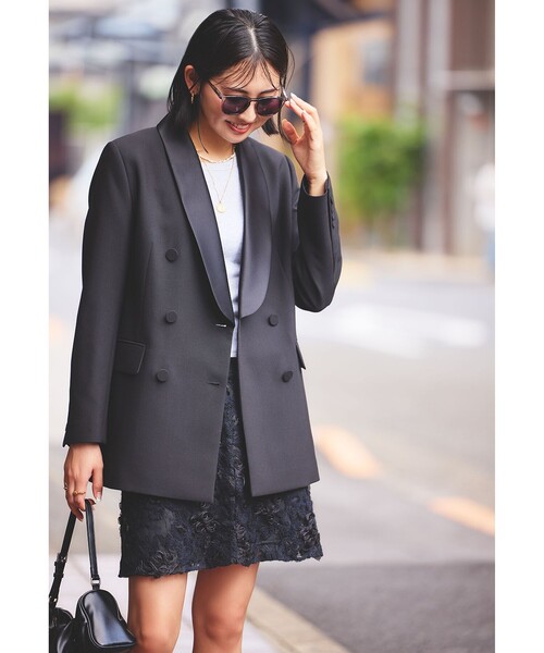 IZIPIZI（イジピジ）の「IZIPIZI（イジピジ）サングラス　OFFICE PLAYGROUND ♯C/♯E（サングラス・レディース・ライトグレー/ベージュ・FREE）」の5枚目の写真