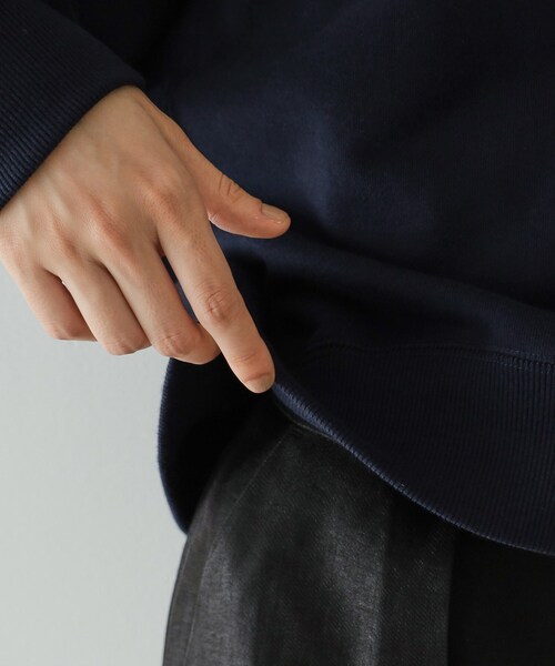 OPAQUE.CLIP（オペークドットクリップ）の「◆《美人百花掲載》ロゴ裏毛ショートトップス【洗濯機洗い可】（Tシャツ/カットソー・レディース・ホワイト/ネイビー/グレー・38/40/42）」の21枚目の写真