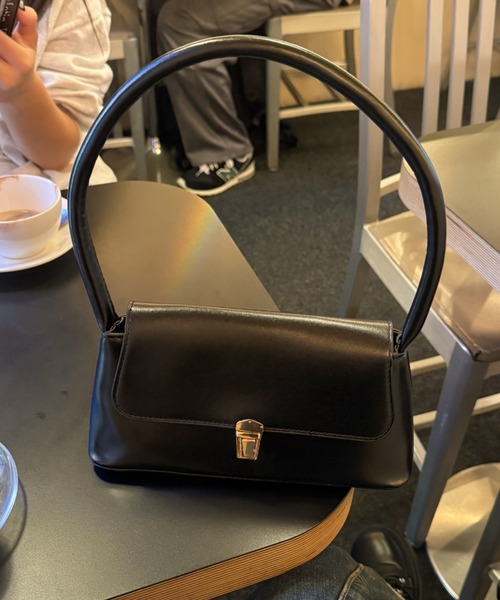 efill（エフィル）の「スクエア クラッチバック / ハンドバック（ハンドバッグ・レディース・ブラック・FREE）」の16枚目の写真