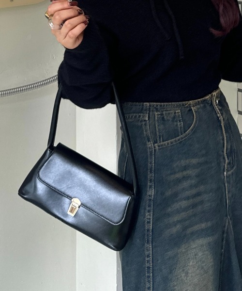 efill（エフィル）の「スクエア クラッチバック / ハンドバック（ハンドバッグ・レディース・ブラック・FREE）」の9枚目の写真