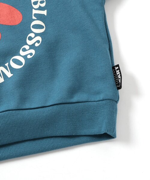 BREEZE(ブリーズ)の「【WEB限定】ハートフラワートレーナー(スウェット・キッズ・レッド/ブラック/ブルー/グレー・80/90/130/140/100/110/120)」の7枚目の写真