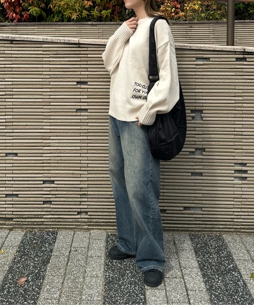 y/m by misato（イムバイミサト）の「ロゴ刺繍ニットトップス（ニット/セーター・レディース・チャコールグレー/ネイビー/アイボリー・FREE）」の12枚目の写真