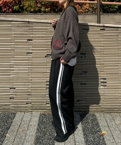 y/m by misato（イムバイミサト）の「ロゴ刺繍ニットトップス（ニット/セーター・レディース・チャコールグレー/ネイビー/アイボリー・FREE）」の22枚目の写真