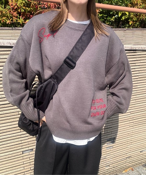 y/m by misato（イムバイミサト）の「ロゴ刺繍ニットトップス（ニット/セーター・レディース・チャコールグレー/ネイビー/アイボリー・FREE）」の15枚目の写真