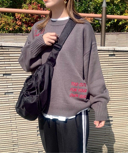 y/m by misato（イムバイミサト）の「ロゴ刺繍ニットトップス（ニット/セーター・レディース・チャコールグレー/ネイビー/アイボリー・FREE）」の16枚目の写真