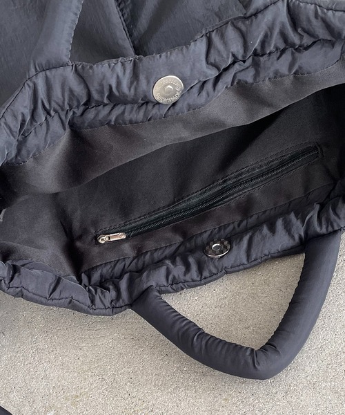 210nouve（トゥージュヌーブ）の「3way ソフト パデッド ショルダーバッグ（ショルダーバッグ・レディース・ブルー/アイボリー/ブラック/オレンジ・FREE）」の14枚目の写真