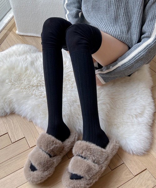 Miniministore(ミニミニストア)の「ニーハイソックス 韓国 ルーズソックス(ソックス/靴下・レディース・ベージュ/ブラック/アイボリー/グレー/ホワイト・FREE)」の1枚目の写真