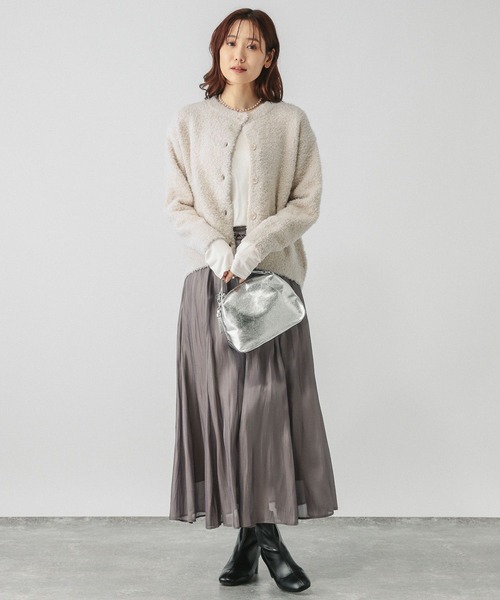 GLOBAL WORK（グローバルワーク）の「ブークレラメクルーカーディガン/147076（カーディガン/ボレロ・レディース・アイボリー/グレイッシュベージュ/ベビーピンク/チャコールグレー・MEDIUM/LARGE）」の6枚目の写真