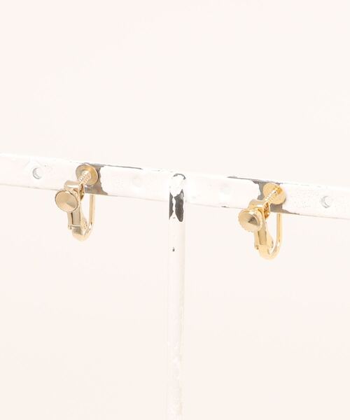 CERCA（チェルカ）の「September/ジェイド oval earring（イヤリング・レディース・ピンク・FREE）」の2枚目の写真