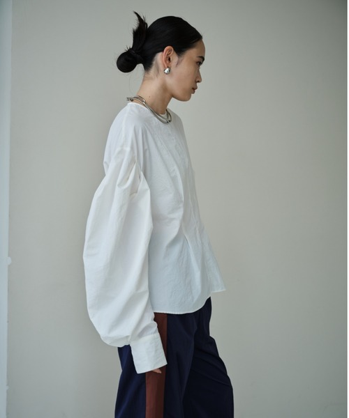 AIC.（エーアイシー）の「タックスリーブナイロンブラウス（シャツ/ブラウス・レディース・オフホワイト/ブラック・FREE）」の9枚目の写真