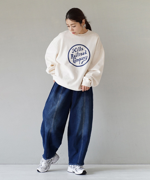 e-zakkamania stores（イーザッカマニアストアーズ）の「裏起毛 Logo print sweat（スウェット・レディース・ブラック/ライトベージュ・フリー）」の18枚目の写真