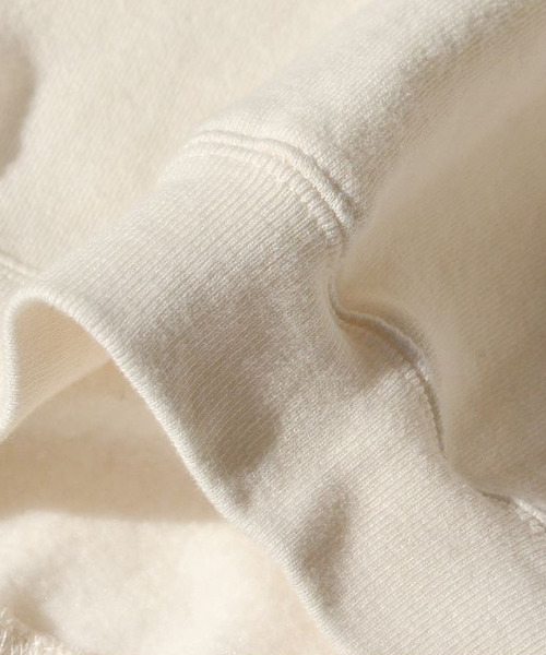 e-zakkamania stores（イーザッカマニアストアーズ）の「裏起毛 Logo print sweat（スウェット・レディース・ブラック/ライトベージュ・フリー）」の8枚目の写真