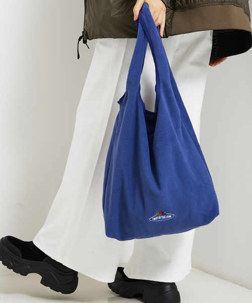FRUIT OF THE LOOM（フルーツオブザルーム）の「【FRUIT OF THE LOOM】フリーストートバッグ / FREECE TOTE BAG【WEB限定】（トートバッグ・レディース・グリーン/ピンク/ブラウン/ネイビー/オレンジ/ライトグレー・フリー）」の5枚目の写真