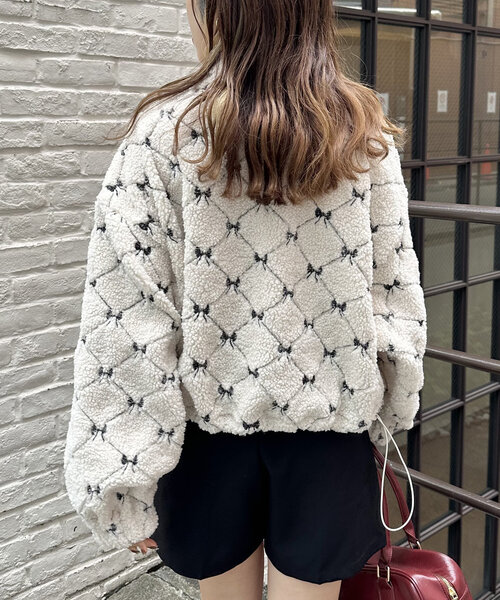 w closet（ダブルクローゼット）の「柄アソートボアフリース（パーカー・レディース・アイボリー/グレー/イエロー・FREE）」の11枚目の写真