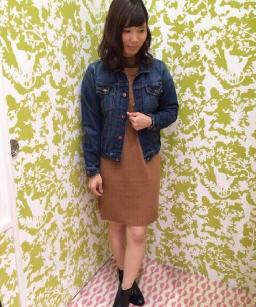 earth music&ecology(アースミュージックアンドエコロジー)の「フリンジニットワンピース(ワンピース・レディース・キャメル/アイボリー/ブラック/カーキ・FREE)」の15枚目の写真