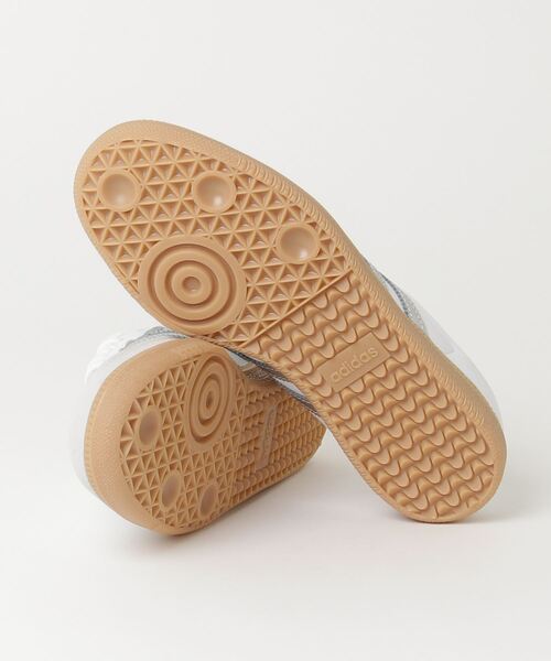 adidas Originals(アディダスオリジナルス)の「SAMBA OG W(スニーカー・レディース・ホワイト系その他・23.5cm/24.0cm/23.0cm/24.5cm/22.5cm/25.0cm)」の5枚目の写真
