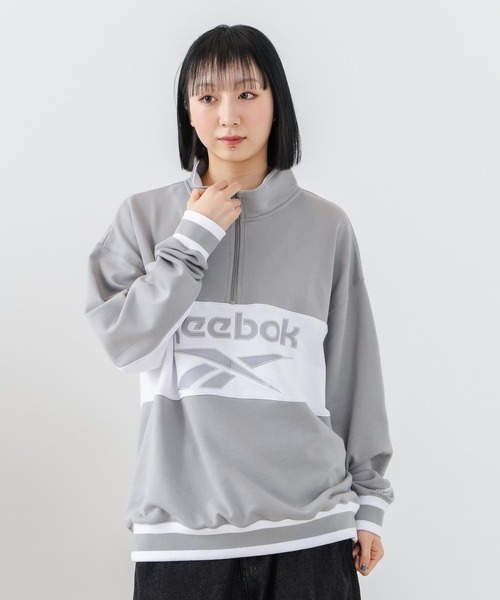 Reebok(リーボック)の「【Reebok/リーボック】裏毛 ロゴ 切替リブライン ハーフジッププルオーバー スウェット(スウェット・メンズ・グレー/ダークブルー/ブラック・LARGE/X-LARGE/MEDIUM)」の3枚目の写真