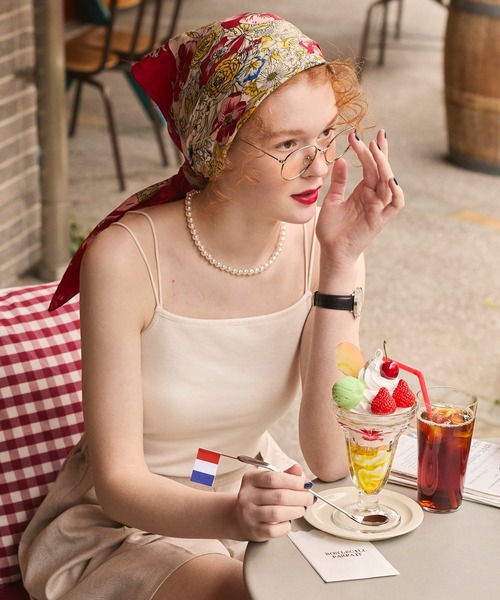 BONLECILL(ボンルシール)の「カップ付きダブルストラップキャミソール(キャミソール・レディース・アイボリー/ホワイト×ブラック/ブラック/ブルー/チャコールグレー/グレー/ミント/ベージュ/オレンジ/モカ/ネイビー/ピンク/ブラウン/レッド・M/S/L)」の15枚目の写真