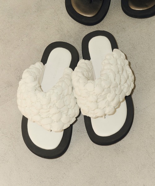 LA BELLE ETUDE（ラベルエチュード）の「ボリュームポコポコサンダル（サンダル・レディース・ライトブルー/ブラック/ライトパープル/ホワイト・L/M/S）」の2枚目の写真