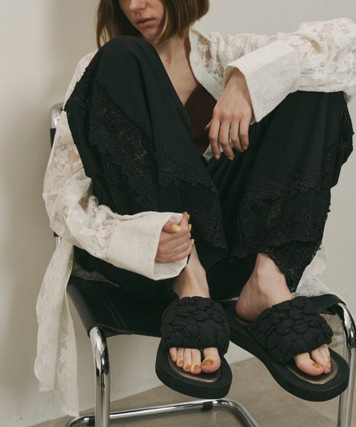 LA BELLE ETUDE（ラベルエチュード）の「ボリュームポコポコサンダル（サンダル・レディース・ライトブルー/ブラック/ライトパープル/ホワイト・L/M/S）」の21枚目の写真