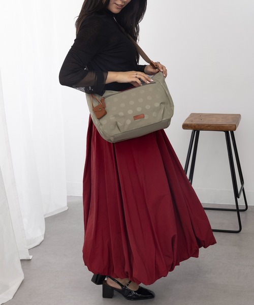 toleur(トーラ)の「【toleur】ナイロンドットラージショルダー 11971(ショルダーバッグ・レディース・ライトグレー/ライトグリーン/ブラック/カーキ/アイボリー・FREE)」の19枚目の写真