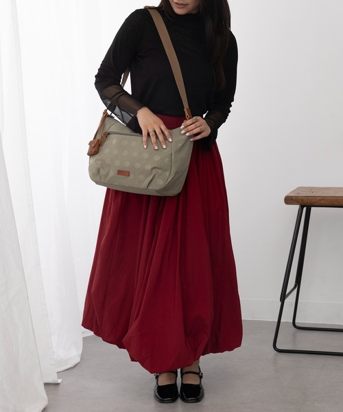 toleur(トーラ)の「【toleur】ナイロンドットラージショルダー 11971(ショルダーバッグ・レディース・ライトグレー/ライトグリーン/ブラック/カーキ/アイボリー・FREE)」の18枚目の写真