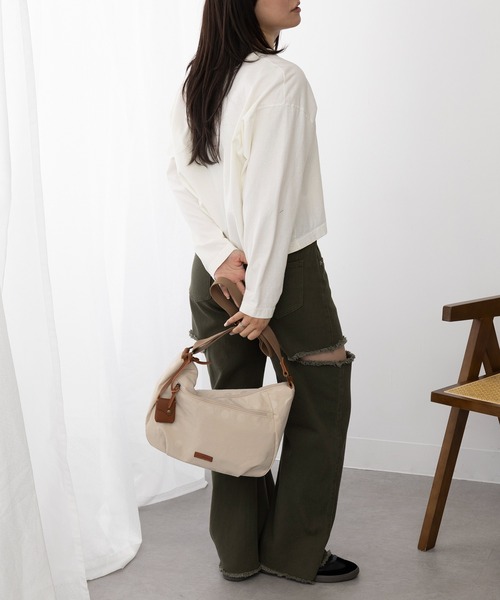 toleur(トーラ)の「【toleur】ナイロンドットラージショルダー 11971(ショルダーバッグ・レディース・ライトグレー/ライトグリーン/ブラック/カーキ/アイボリー・FREE)」の12枚目の写真