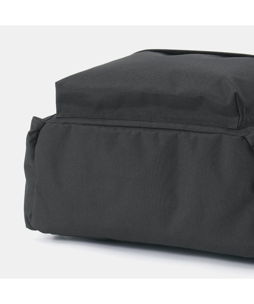 無印良品（ムジルシリョウヒン）の「肩の負担を軽くする　撥水リュックサック（バックパック/リュック・レディース・ブラック/ライトベージュ/チャコールグレー/ライトグリーン・FREE）」の7枚目の写真