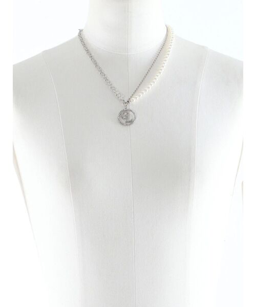 CALNAMUR（カルナムール）の「FAKE PARL×CHAIN NECKLACE/フェイクパール×チェーンネックレス（ネックレス・レディース・シルバー・FREE）」の13枚目の写真
