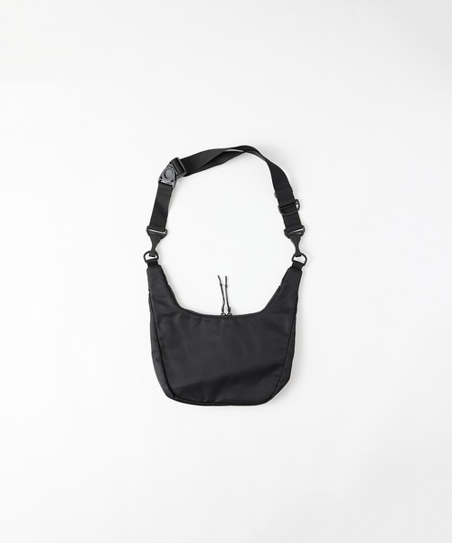 NYLON CROSSBODY BAG / ナイロンクロスボディーバッグ