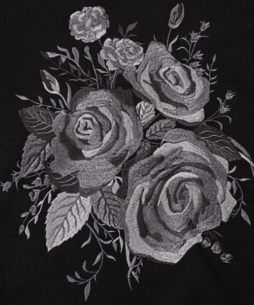 LUXSTYLE(ラグスタイル)の「裏起毛薔薇刺繍トレーナー(スウェット・メンズ・ブラック/ホワイト・M/L)」の11枚目の写真