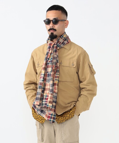 BEAMS PLUS（ビームスプラス）の「マドラス チェック パッチワーク ストール（ストール/ショール・メンズ・グリーン/ベージュ/ネイビー・ONE SIZE）」の4枚目の写真