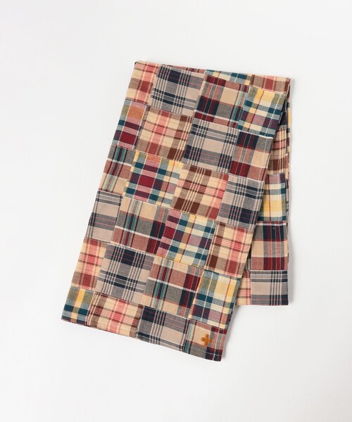 BEAMS PLUS（ビームスプラス）の「マドラス チェック パッチワーク ストール（ストール/ショール・メンズ・グリーン/ベージュ/ネイビー・ONE SIZE）」の8枚目の写真