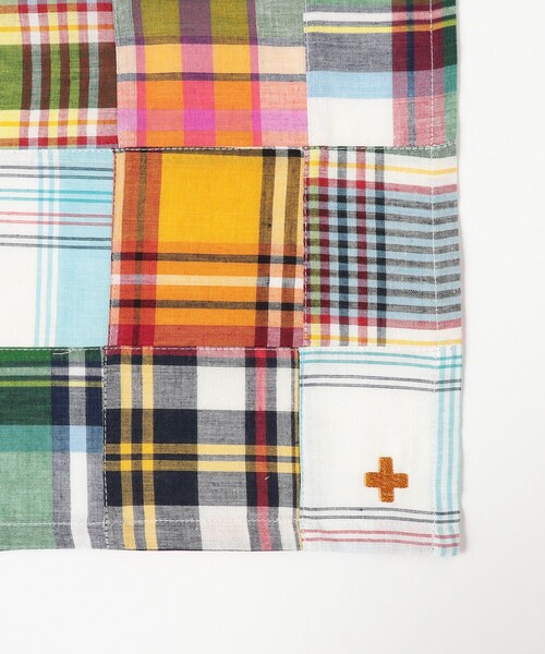 BEAMS PLUS（ビームスプラス）の「マドラス チェック パッチワーク ストール（ストール/ショール・メンズ・グリーン/ベージュ/ネイビー・ONE SIZE）」の9枚目の写真