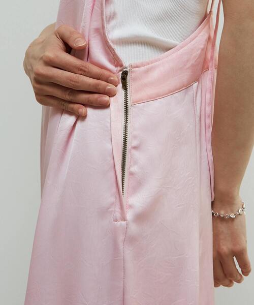 SOFFITTO（ソフィット）の「ヴィンテージライクキャミワンピース（ワンピース・レディース・ピンク/ネイビー・S/M）」の22枚目の写真