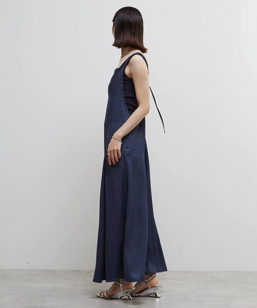 SOFFITTO（ソフィット）の「ヴィンテージライクキャミワンピース（ワンピース・レディース・ピンク/ネイビー・S/M）」の8枚目の写真