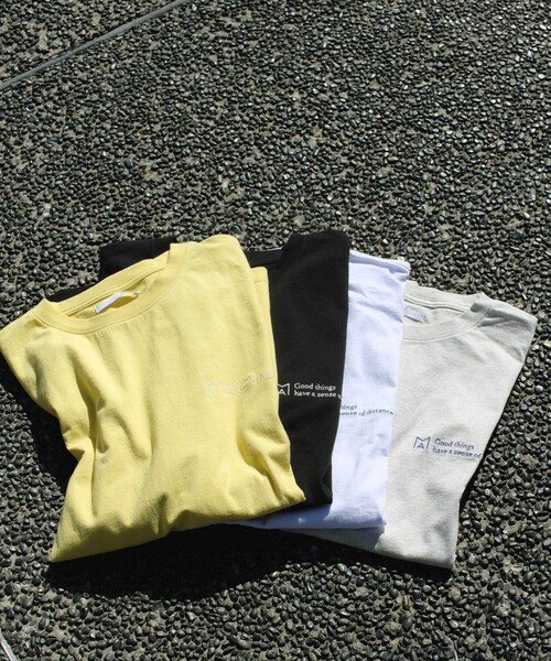 Firsthand(ファーストハンド)の「MA Firsthand/マ ファーストハンド BASICロゴ刺繍TEE / ワンポイントロゴ刺繍半袖Tシャツ / リラックスフィット(Tシャツ/カットソー・メンズ・イエロー/ホワイト/グレー/ブラック・S/M/L)」の5枚目の写真