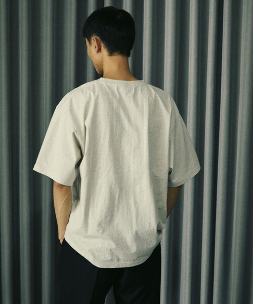 Firsthand(ファーストハンド)の「MA Firsthand/マ ファーストハンド BASICロゴ刺繍TEE / ワンポイントロゴ刺繍半袖Tシャツ / リラックスフィット(Tシャツ/カットソー・メンズ・イエロー/ホワイト/グレー/ブラック・S/M/L)」の17枚目の写真