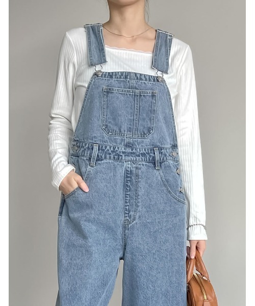 Re:EDIT（リエディ）の「[ZOZOTOWN限定][低身長/高身長サイズ有]コットンデニムバレルレッグサロペット（サロペット/オーバーオール・レディース・ネイビー/ブルー系その他/ブルー・SHORT/MEDIUM/TALL/LARGE）」の12枚目の写真