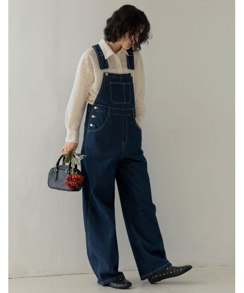 Re:EDIT（リエディ）の「[ZOZOTOWN限定][低身長/高身長サイズ有]コットンデニムバレルレッグサロペット（サロペット/オーバーオール・レディース・ネイビー/ブルー系その他/ブルー・SHORT/MEDIUM/TALL/LARGE）」の6枚目の写真