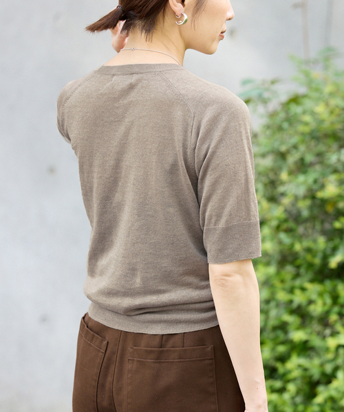 IENA（イエナ）の「フレンチリネンハーフスリーブプルオーバー（ニット/セーター・レディース・ベージュ/ブラウン/パープル・FREE）」の21枚目の写真