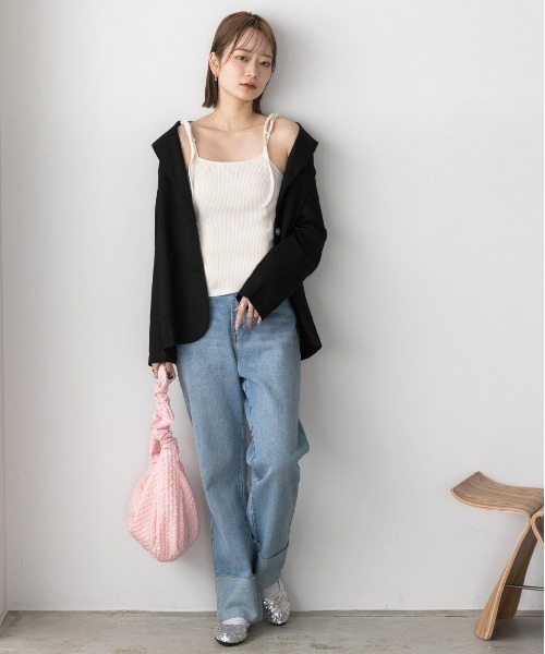 ad thie(アドティエ)の「カップ付き マルチウェイキャミソール(キャミソール・レディース・ピンク/オフホワイト/ライトブルー/ブラック・FREE)」の5枚目の写真