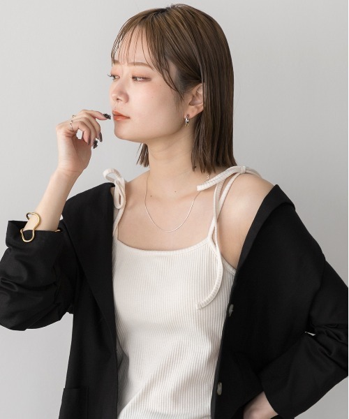 ad thie(アドティエ)の「カップ付き マルチウェイキャミソール(キャミソール・レディース・ピンク/オフホワイト/ライトブルー/ブラック・FREE)」の6枚目の写真