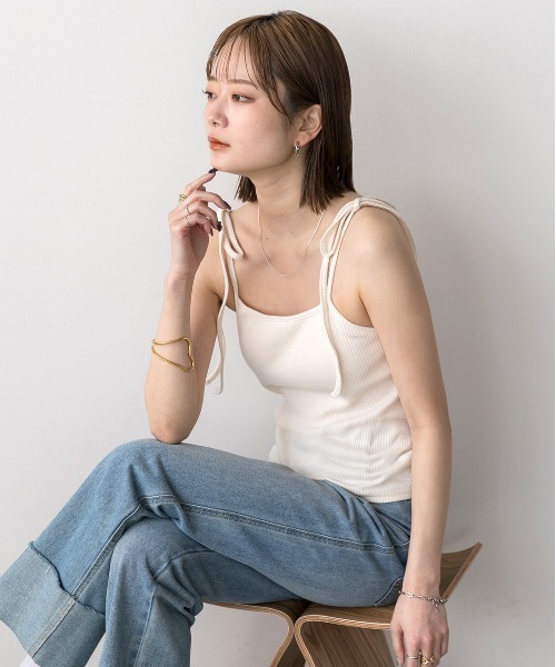 ad thie(アドティエ)の「カップ付き マルチウェイキャミソール(キャミソール・レディース・ピンク/オフホワイト/ライトブルー/ブラック・FREE)」の10枚目の写真