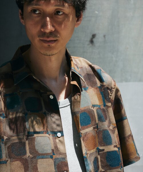 JOURNAL STANDARD（ジャーナルスタンダード）の「”吸水速乾 / 通気性” EVALET メッシュ パターン シャツ（シャツ/ブラウス・メンズ・ブラック/ブラウン系その他/ベージュ/ブルー系その他・SMALL/MEDIUM/LARGE）」の19枚目の写真