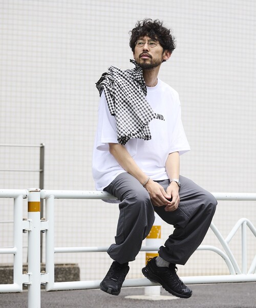 Firsthand（ファーストハンド）の「Firsthand/ファーストハンド 6オンス フロントロゴプリント クルーネックTシャツ / LOGO.プリントTシャツ（Tシャツ/カットソー・メンズ・チャコールグレー/ブラック/ホワイト・L/M）」の15枚目の写真