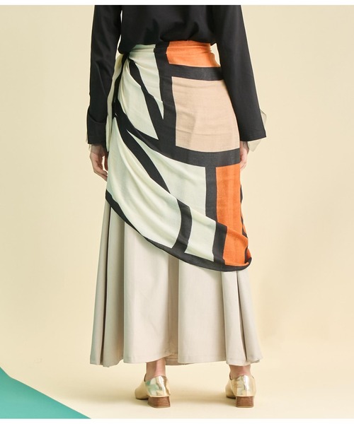 Settimissimo（セッティミッシモ）の「パネル プリント 大判 ストール（ストール/ショール・レディース・ベージュ/オレンジ・FREE）」の12枚目の写真